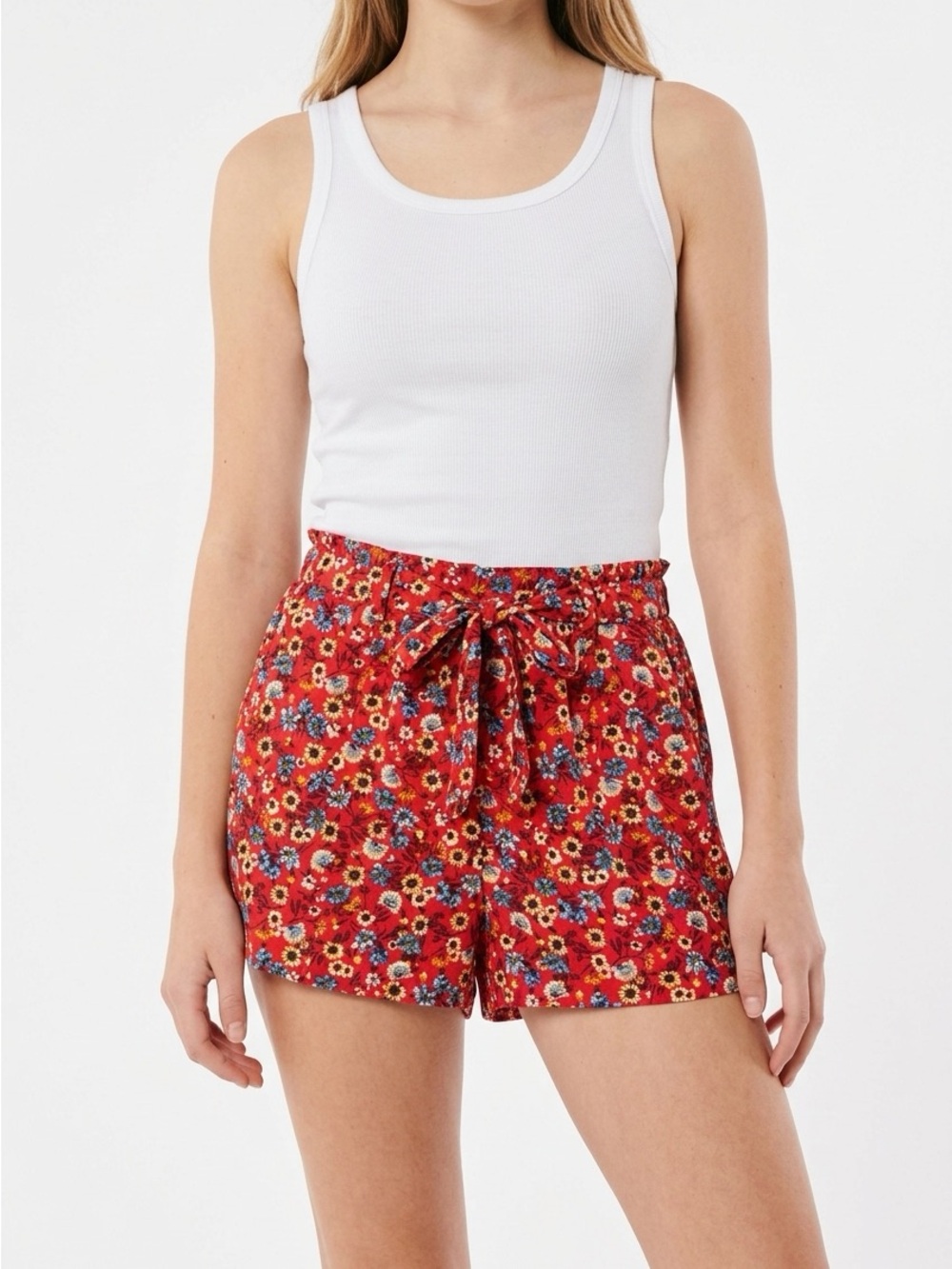 B.O.G Collective Juniors Size Small Red Floral Paperbag Shorts Tie Waist